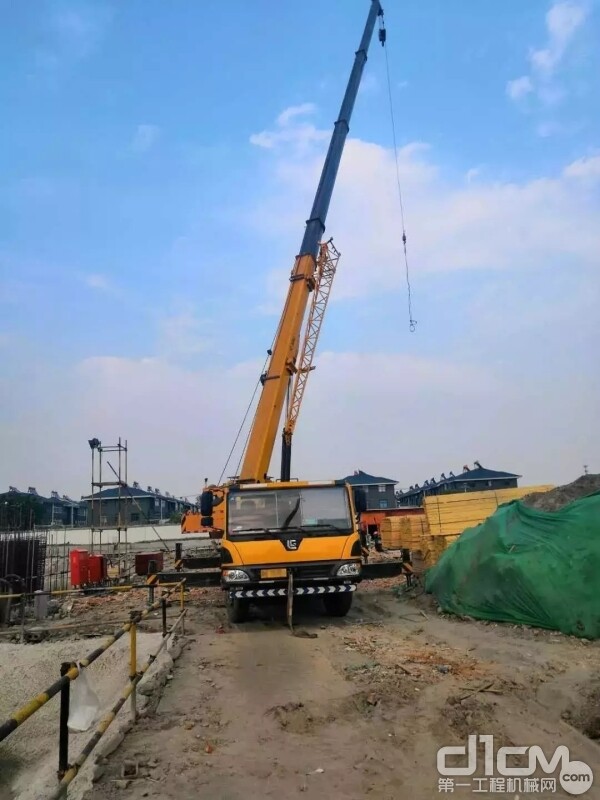 起重吊裝 貴州省貴陽市大小吊車,大小隨車吊,高空作業車出租